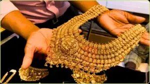 மீண்டும் உயர்ந்த தங்கம் விலை: நகைப்பிரியர்களுக்கு அதிர்ச்சி!
